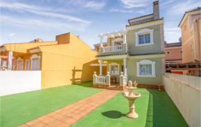 Nice home in Santa Pola with Outdoor swimming pool and 2 Bedrooms